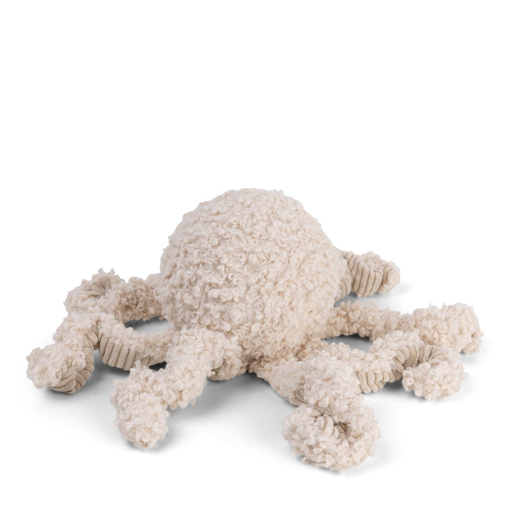 Hond speelt met de pluche octopus - SQUID District 70