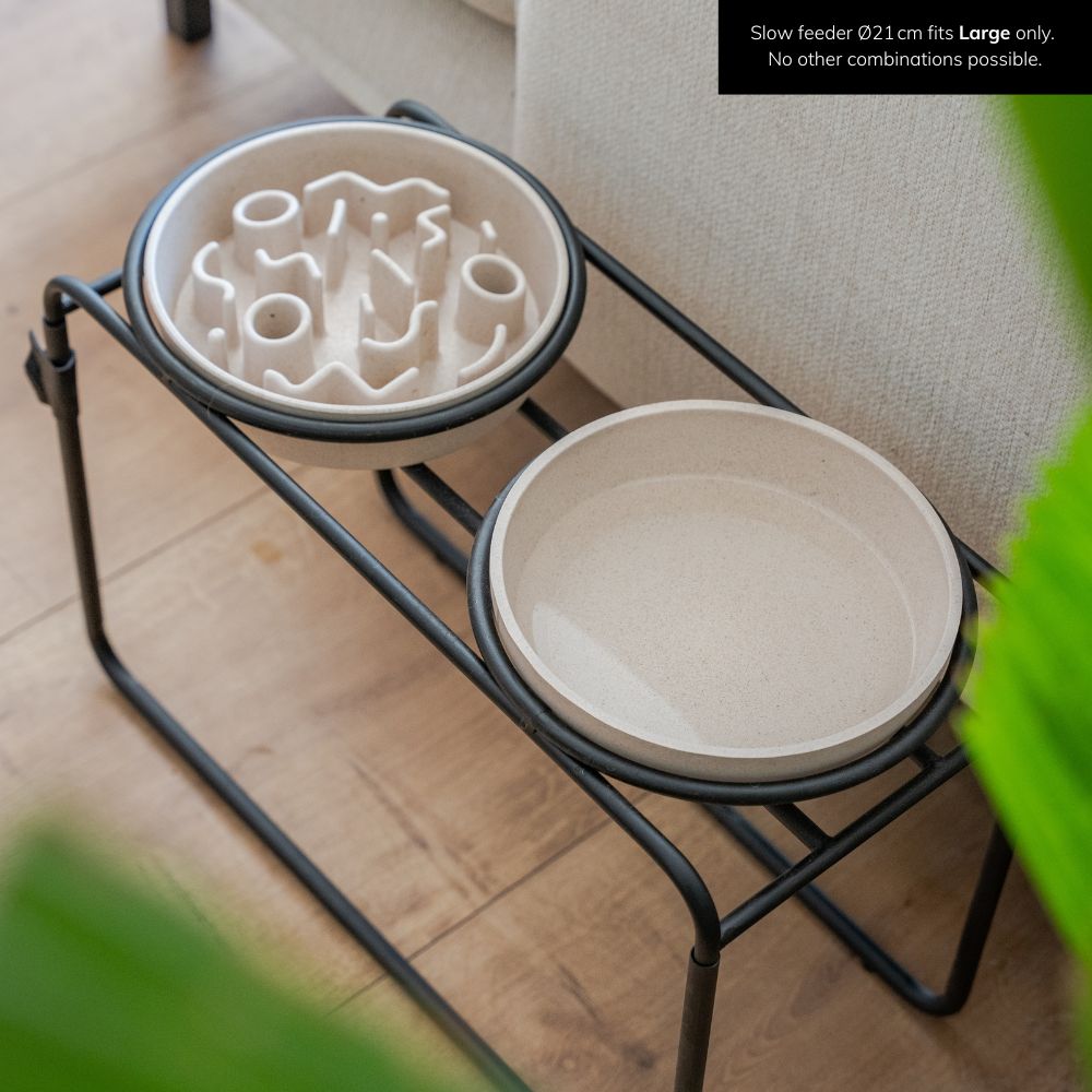 Design voerbakstandaard in interieursetting - BUTLER District 70