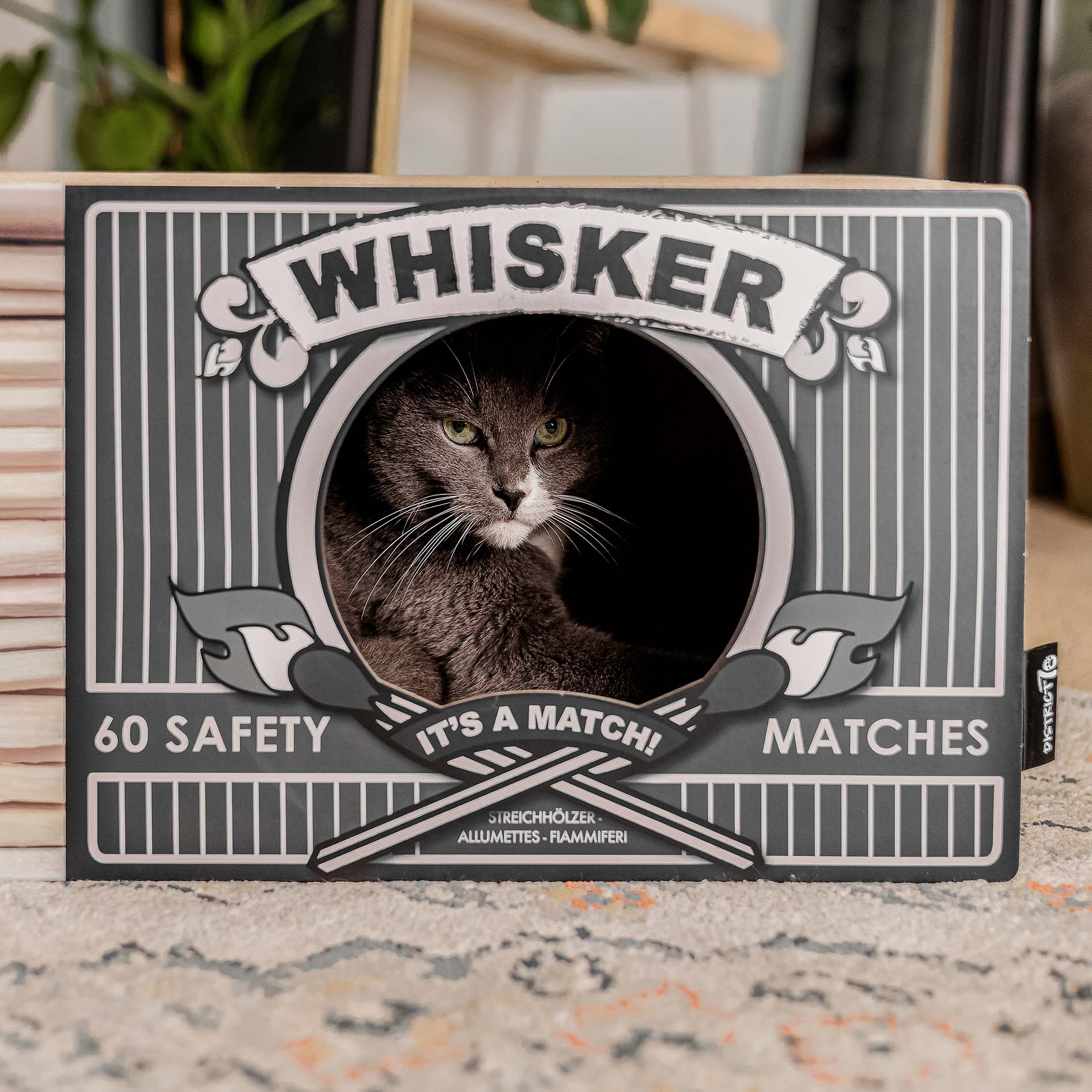 WHISKER - Kartonnen krabmeubel