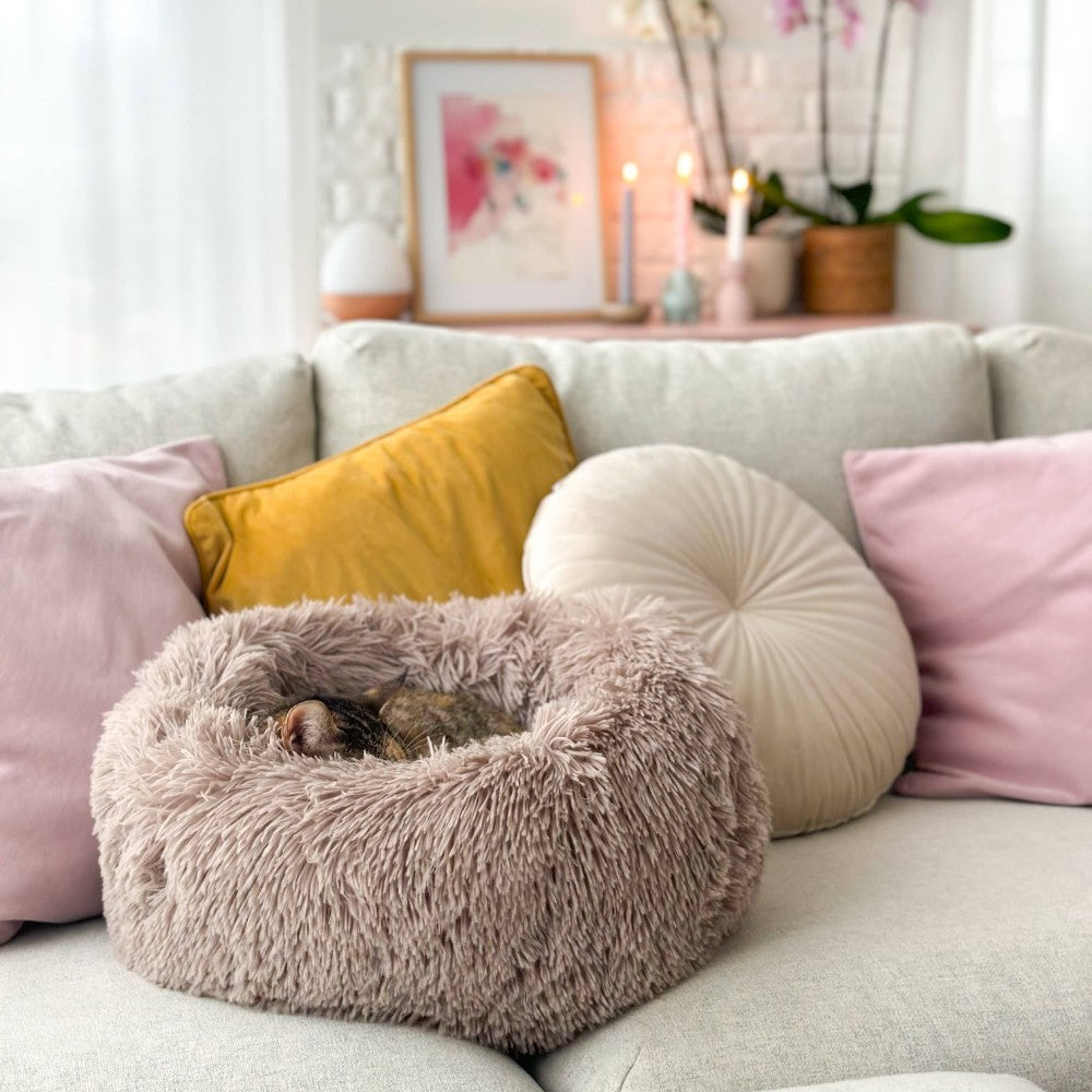 Zachte ronde kattenmand in sand kleur - FUZZ District 70